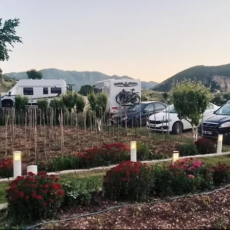 Vatra Traditional Penzion Lekdush